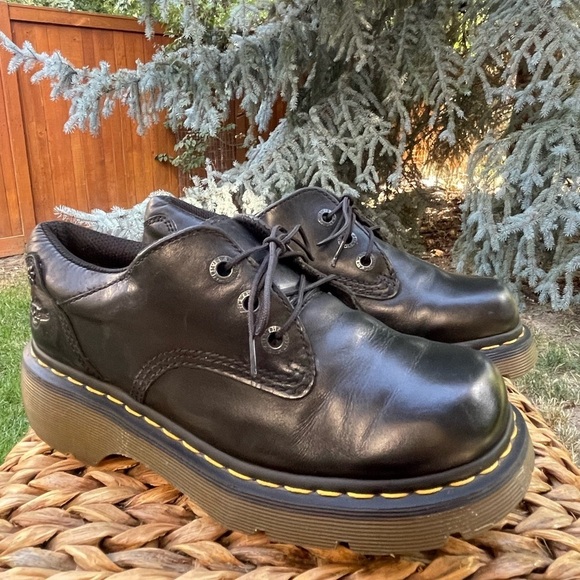 Dr. Doc Martens Chanda Black Flower Y2K Chunky Air Wair Platform Oxfords. 8/8.5 - Picture 7 of 9